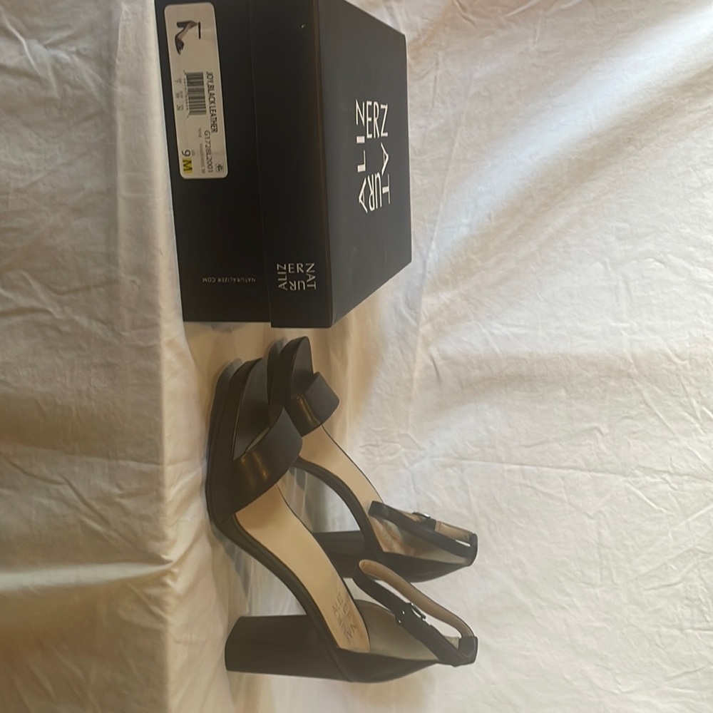 Naturalizer “Joy” Black leather